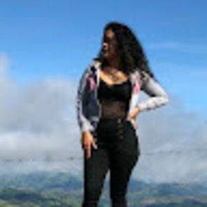 Meet your Posher, Kenia